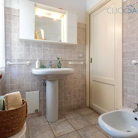 Appartamento Clicksardegna Attic Vittoria With Terrace Facing The Sea And Parking Space Alghero