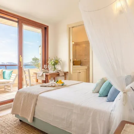 Clicksardegna Attic Vittoria With Terrace Facing The Sea And Parking Space *