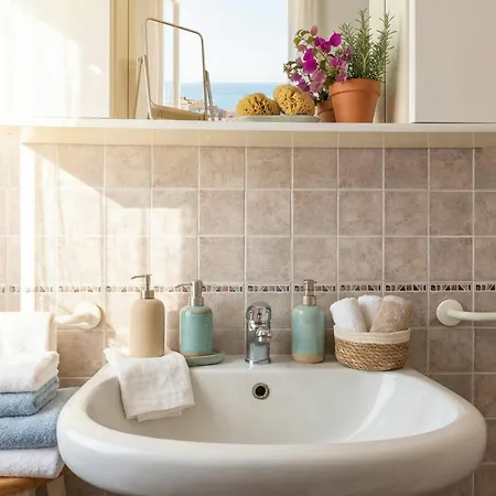 Clicksardegna Attic Vittoria With Terrace Facing The Sea And Parking Space * Alghero