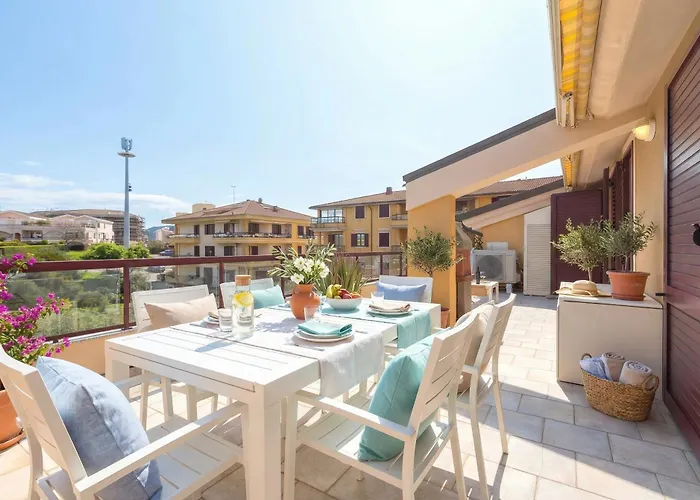 Daire Clicksardegna Attic Vittoria With Terrace Facing The Sea And Parking Space